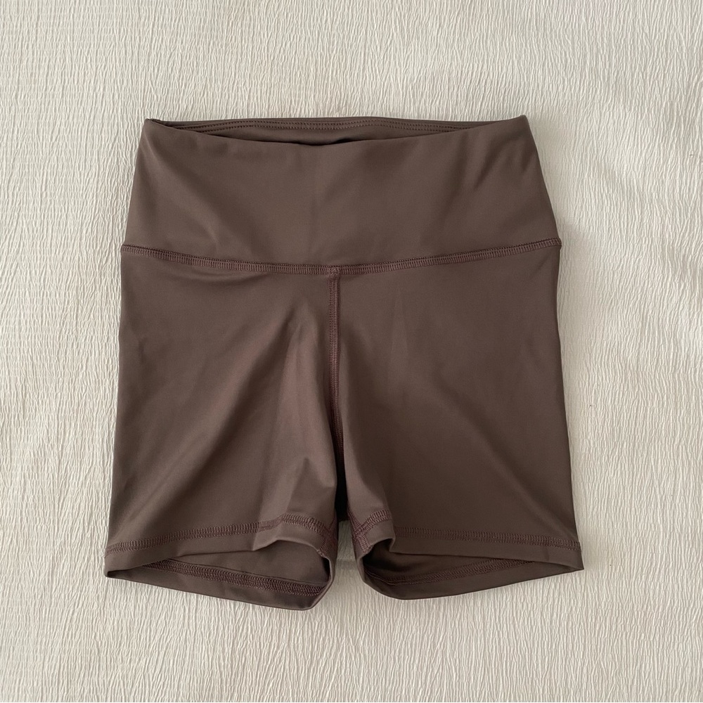 Los Angeles Apparel poly interlock motion biker shorts in brown SMALL